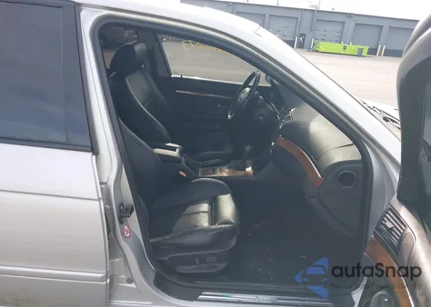 2001 BMW 5 Series 540Ia из США, поврежденный, VIN WBADN63431GM73773